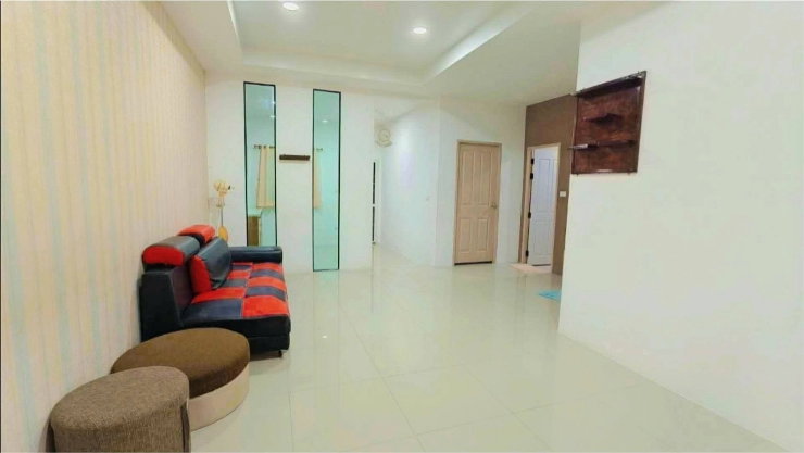 รูป  ขายบ้านเดี่ยว ชั้นเดียว รีโนเวทใหม่ทั้งหลัง หมู่บ้านลลัลตา เออริเกท คลองน้ำหู (ระยอง) 43 ตร.วา แอร์ 2
โซนมาบตาพุด

 - รูปที่ 2/9