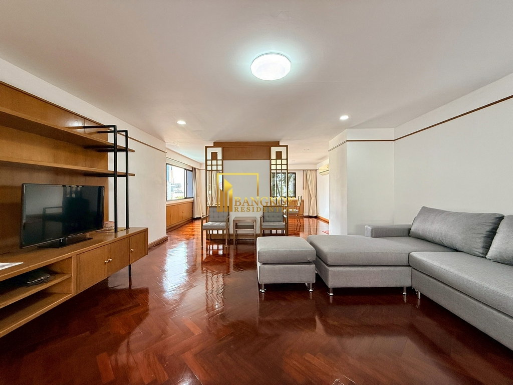 รูป Very Large 3 Bedroom Apartment For Rent in Nana Area - BR0344AP - รูปที่ 3/37