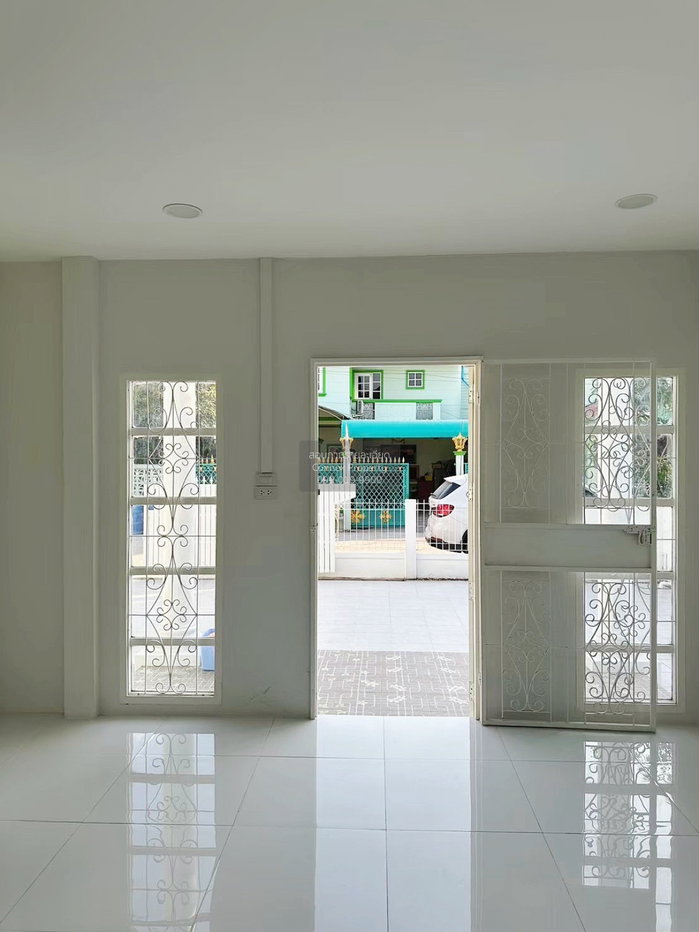 รูป ขายบ้าน  บ้านพรหมพิทักษ์ 2 อ้อมน้อย กระทุ่มแบน สมุทรสาคร CX-156372 ✅ ทักไลน์ @connexproperty ตอบทันที ทีมงานมืออาชีพ ✅ - รูปที่ 5/11