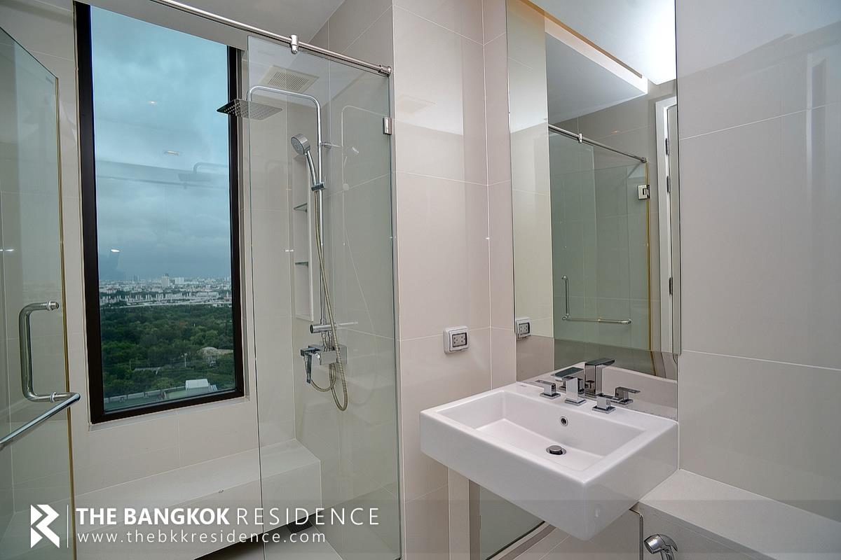 picture Equinox Phahol-Vipha  Great price, prime location - 3/10
