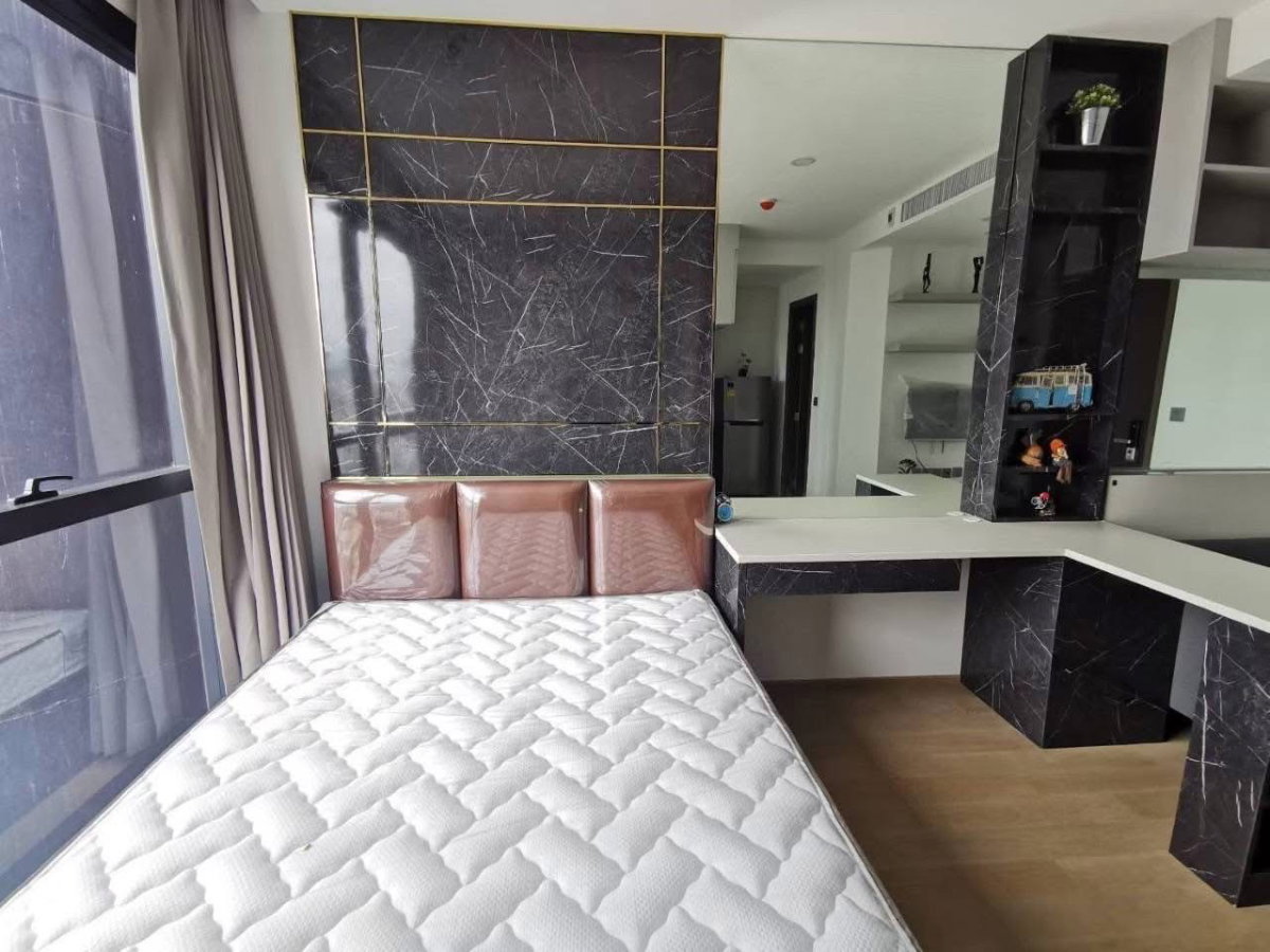 รูป Ashton Chula Silom Studio room Area  : MRT Samyan Size   : 26 Sqm  Price : 23,000.- Available 30 June  - รูปที่ 3/8