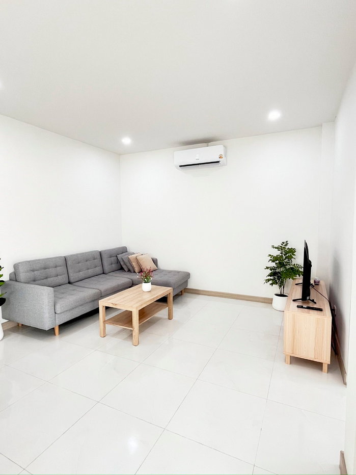 รูป  R-089 บ้านเช่าสไตล์มินิมอล นอร์ดิก บรรยากาศดี เงียบสงบ ใกล้เมือง🏡 - รูปที่ 2/14