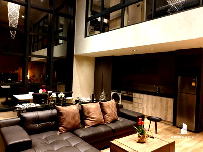 คอนโดให้เช่า : PM031364 ✨Flash Deal ✨ The Lofts Asoke (1Bed 1Bath 80 SQM.) พร้อมอยู่ ! เพียง 60,000 บาทต่อเดือน Tel.0981315848 @propmatch