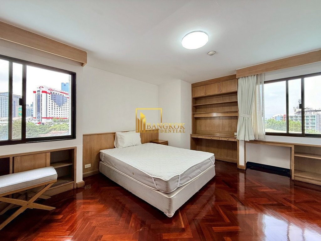 รูป Very Large 3 Bedroom Apartment For Rent in Nana Area - BR0344AP - รูปที่ 10/37
