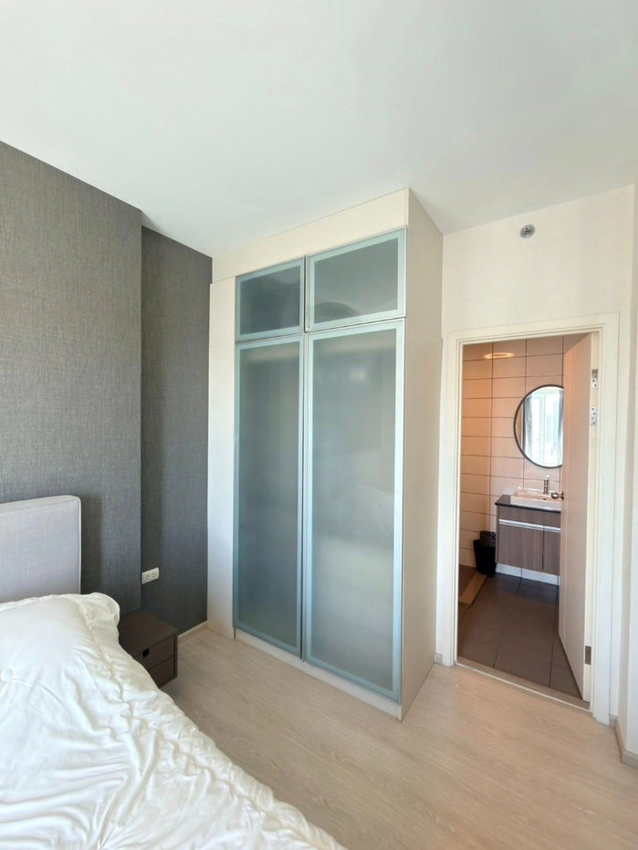 picture Code: 26KJ2834  for rent Chapter One Eco Ratchada - Huai Khwang 🔥🔥 Line ID: @kjcondo (with @)🔥🔥 - 5/12