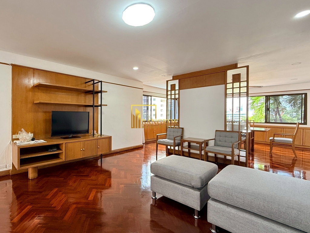 รูป Very Large 3 Bedroom Apartment For Rent in Nana Area - BR0344AP - รูปที่ 4/37