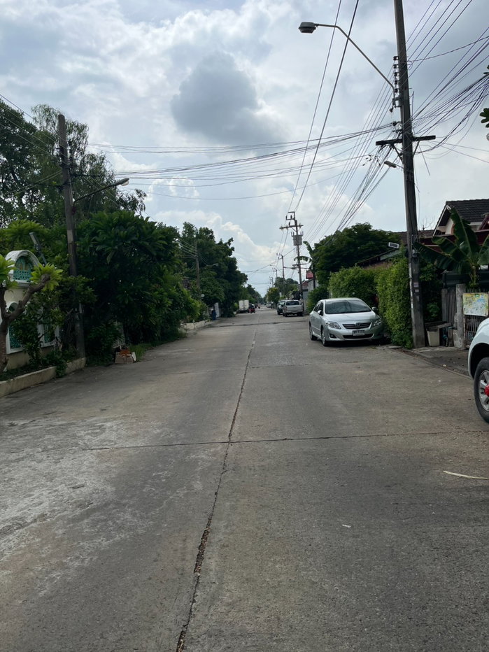 รูป BL138|บ้านเดี่ยว 2 ชั้น หมู่บ้าน ร่มสุขวิลเลจ 4 ใกล้สนามบินสุวรรณภูมิและสถานี ARL ลาดกระบัง ชอยร่มเกล้า 25/7 (ราคา 6,500,000 บาท) - รูปที่ 4/6