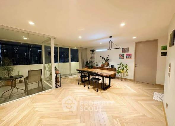 picture 2-BR Condo at D.S. Tower 2 Sukhumvit 39 Condominium near MRT Sukhumvit (ID 2963980) - 2/8