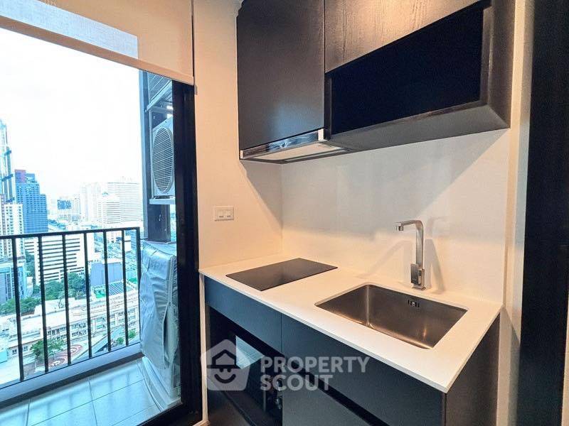 picture 1-BR Condo at Nue District R9 near MRT Phra Ram 9 (ID 2961279) - 8/10