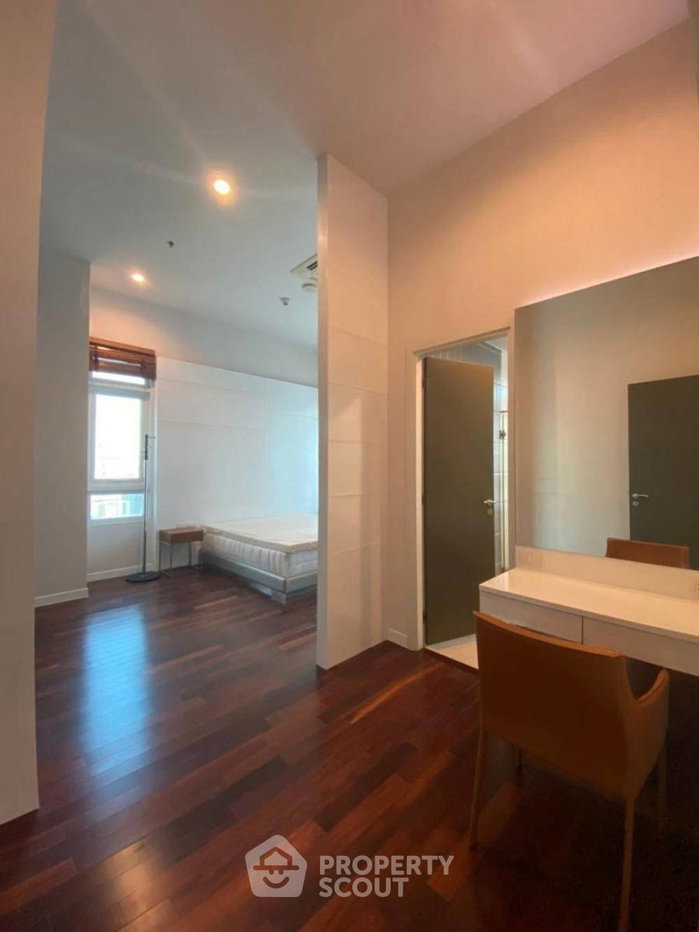 picture 3-BR Condo at Circle Condominium near MRT Phetchaburi (ID 2138651) - 5/17