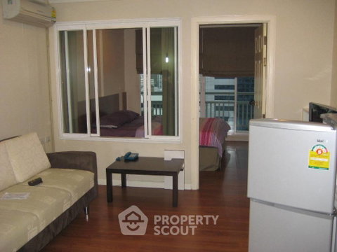 1-BR Condo at Grand Park View Asoke near MRT Sukhumvit (ID 403498)