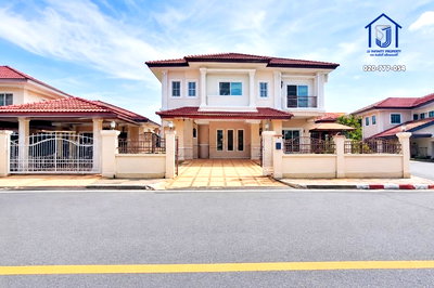 บ้านเดี่ยว กรุงเทพมหานคร : ขายบ้านเดี่ยว 2 ชั้น หมู่บ้านบุรีรมย์ รามอินทรา ซอยคู้บอน 41 หลังมุม ใกล้รถไฟฟ้าสายสีชมพู