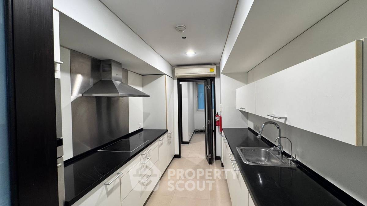 picture 2-BR Condo at The Park Chidlom near BTS Chit Lom (ID 2962002) - 3/6