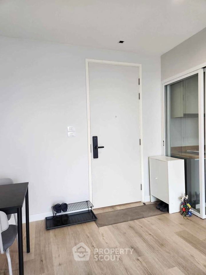 รูป คอนโด 2-ห้องนอน ที่ เดอะ รูม สาทร-ตากสิน ใกล้ BTS โพธิ์นิมิตร (ID 2960881) - รูปที่ 8/28