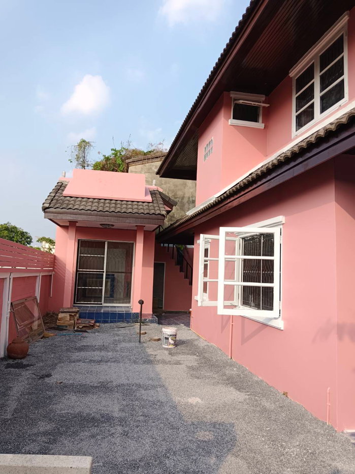 รูป บ้านเดี่ยว 4 ห้องนอน 3 ห้องน้ำ พร้อมครัวแยก - รูปที่ 4/9