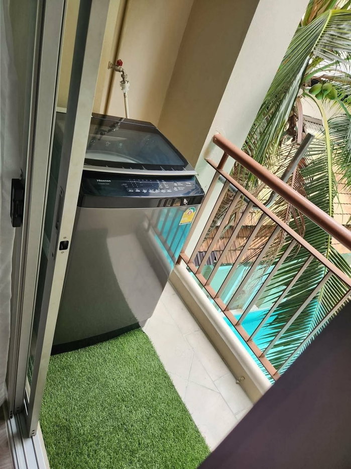 picture Condo for rent near MRT Huai Khwang. - 3/8