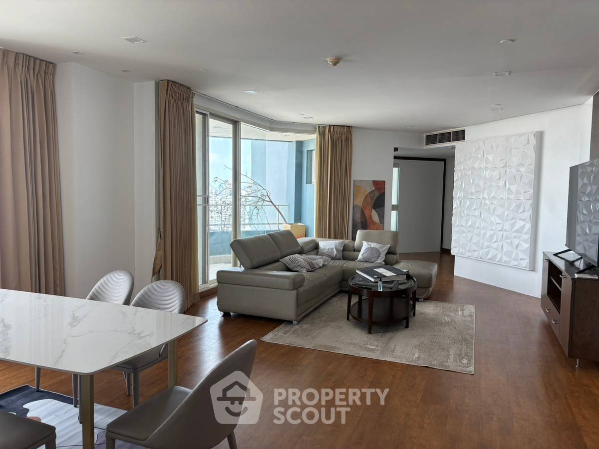 picture 3-BR Condo at Watermark Chaophraya near BTS Krung Thon Buri (ID 2961886) - 7/15