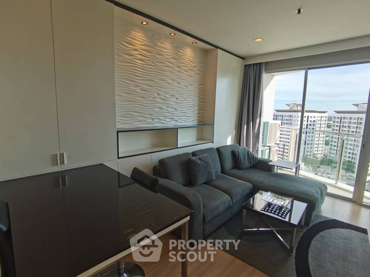 picture 1-BR Condo at Sky Walk Residences near BTS Phra Khanong (ID 514543) - 5/13