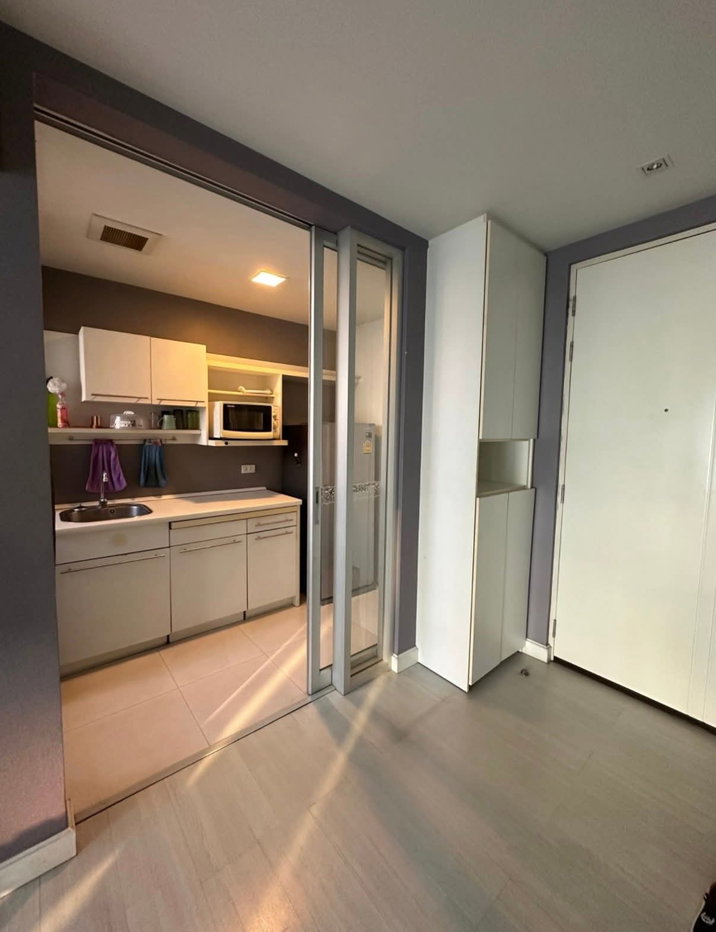 รูป ให้เช่าคอนโด The Room Sukhumvit 64 ใกล้ BTS ปุณณวิถี ห้องกว้าง เฟอร์ฯครบพร้อมเข้าอยู่ ทำเลดีเดินทางสะดวก - รูปที่ 5/8