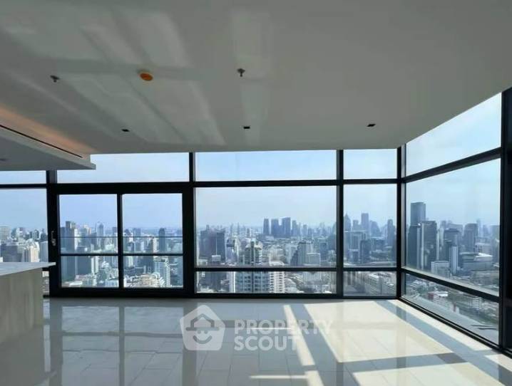 picture 3-BR Condo at Circle Living Prototype New Petchburi near MRT Phetchaburi (ID 2955609) - 2/3