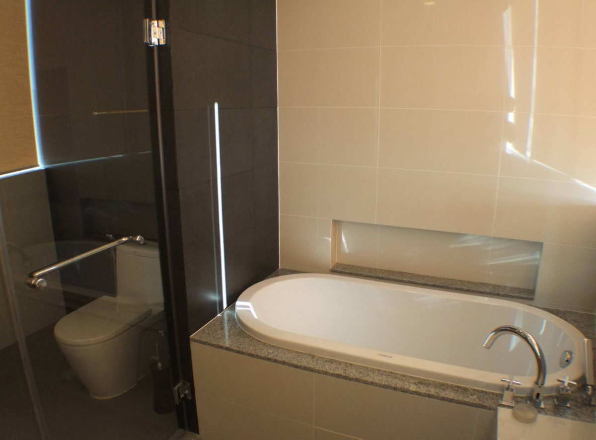 รูป LTH15398OP – Spacious Condo High Floor for Rent Phrom Phong | City Lifestyle Best Value | Near BTS Phrom Phong | 75,000 THB - รูปที่ 1/6