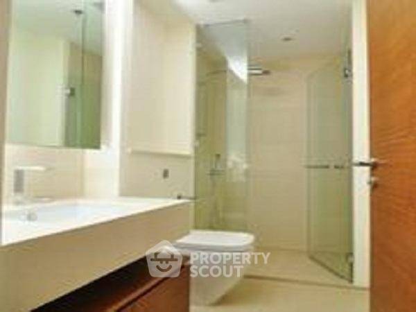 picture 2-BR Condo at The River Condominium near BTS Saphan Taksin (ID 510358) - 5/8