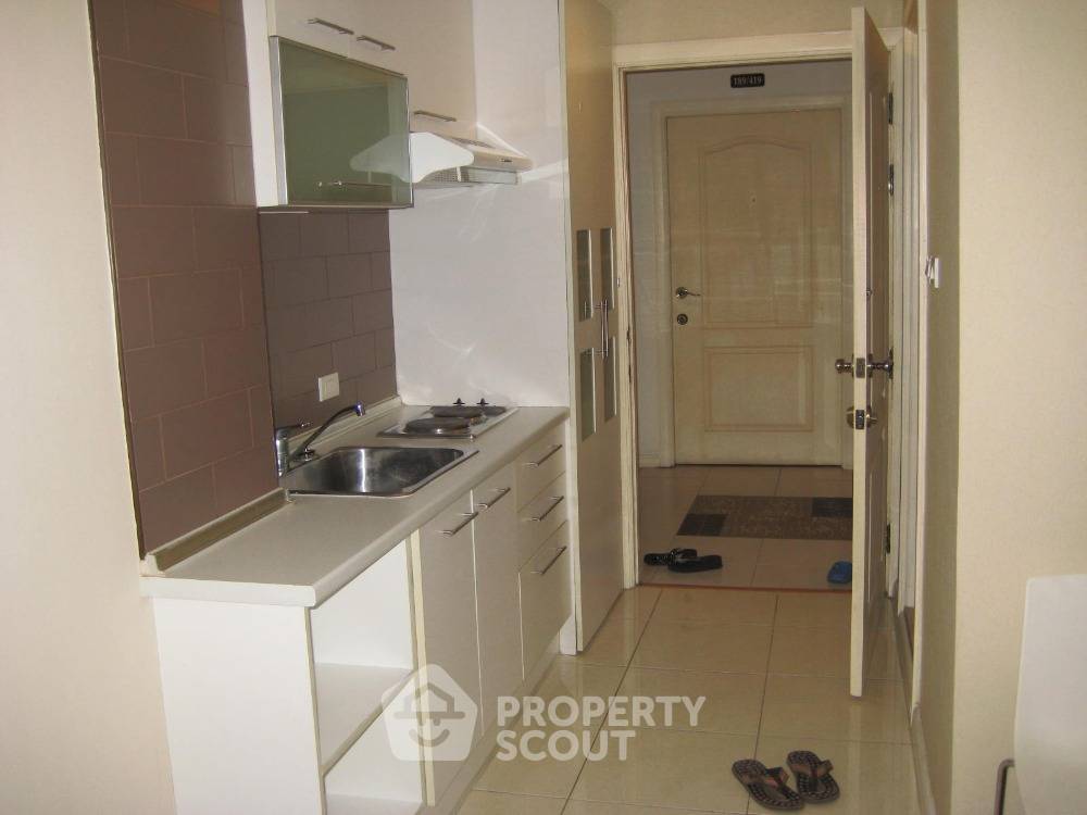 picture 1-BR Condo at Grand Park View Asoke near MRT Sukhumvit (ID 403498) - 5/8