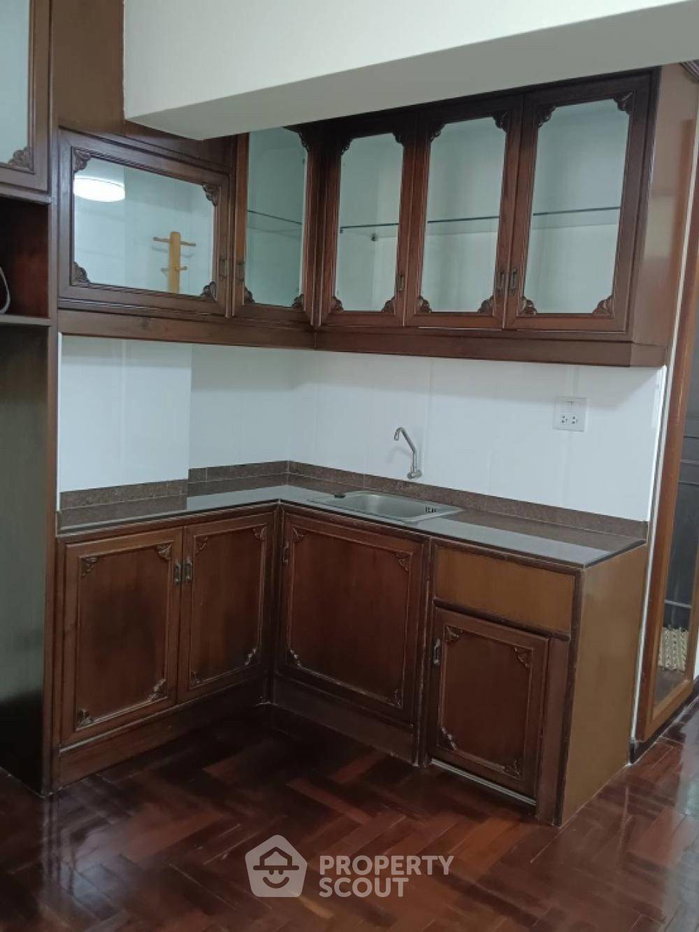 picture 1-BR Condo at Pathumwan Place Condominium near BTS National Stadium (ID 1111729) - 4/10