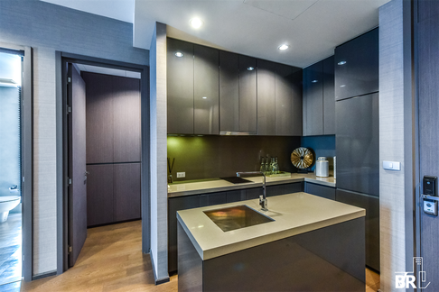 The Diplomat Sathorn near BTS Surasak Luxury Condo at Special Price