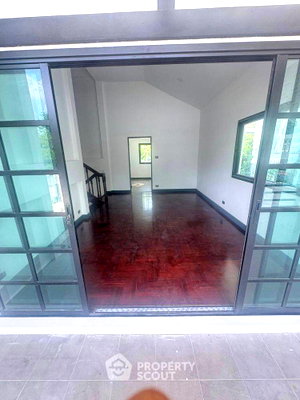 Houses for rent Bangkok : 4-BR House in Prawet (ID 2961953)
