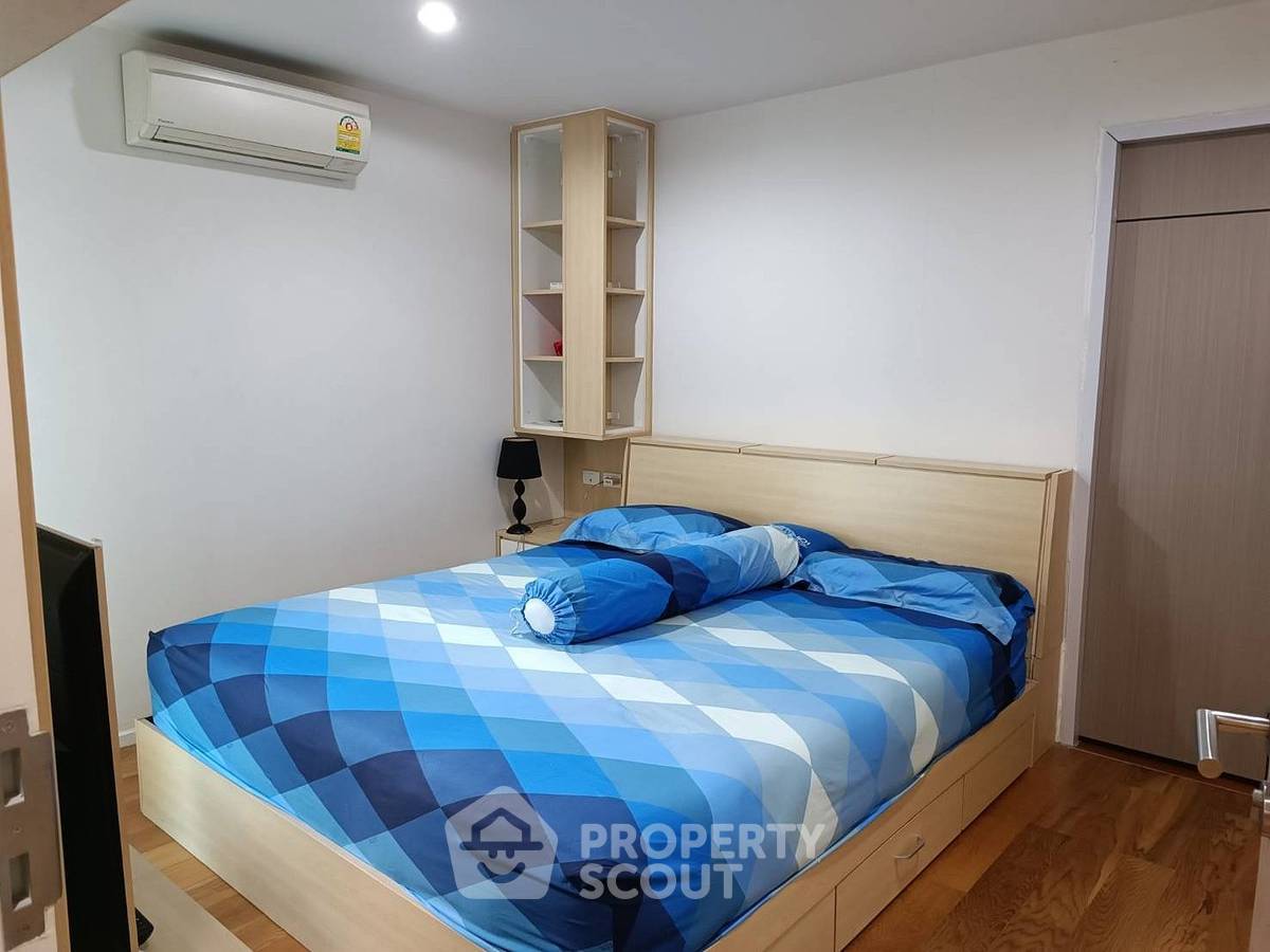 รูป คอนโด 1-ห้องนอน ที่ โฟคัส ออน ศาลาแดง คอนโดมิเนียม ใกล้ MRT สีลม (ID 551345) - รูปที่ 6/7
