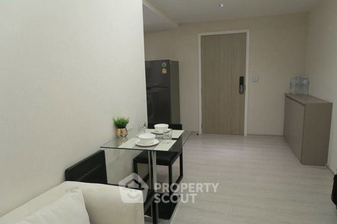 คอนโด 1-ห้องนอน ที่ วีธารา สุขุมวิท 36 ใกล้ BTS ทองหล่อ (ID 946766)