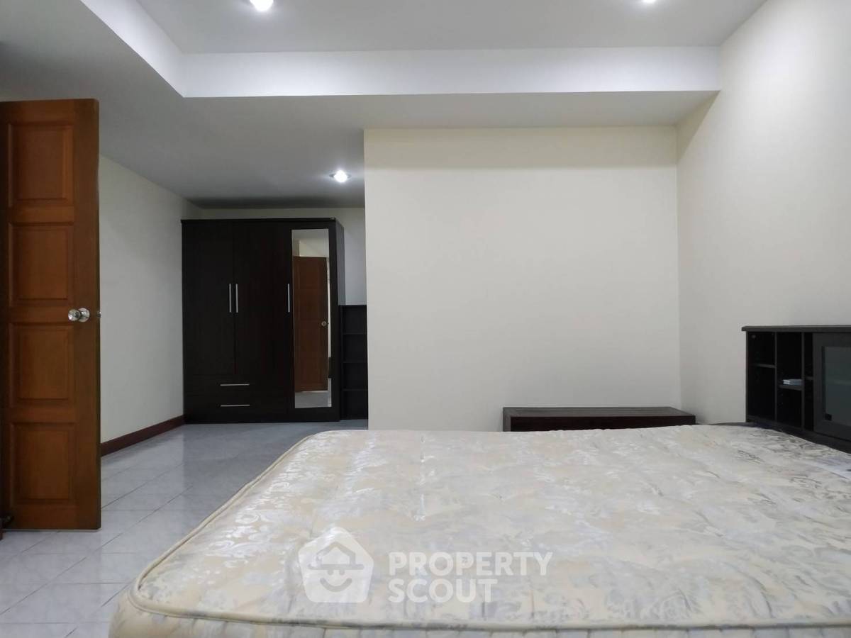 รูป คอนโด 3-ห้องนอน ที่ รอยัล คาสเซอร์ สุขุมวิท ใกล้ BTS พร้อมพงษ์ (ID 882762) - รูปที่ 5/12