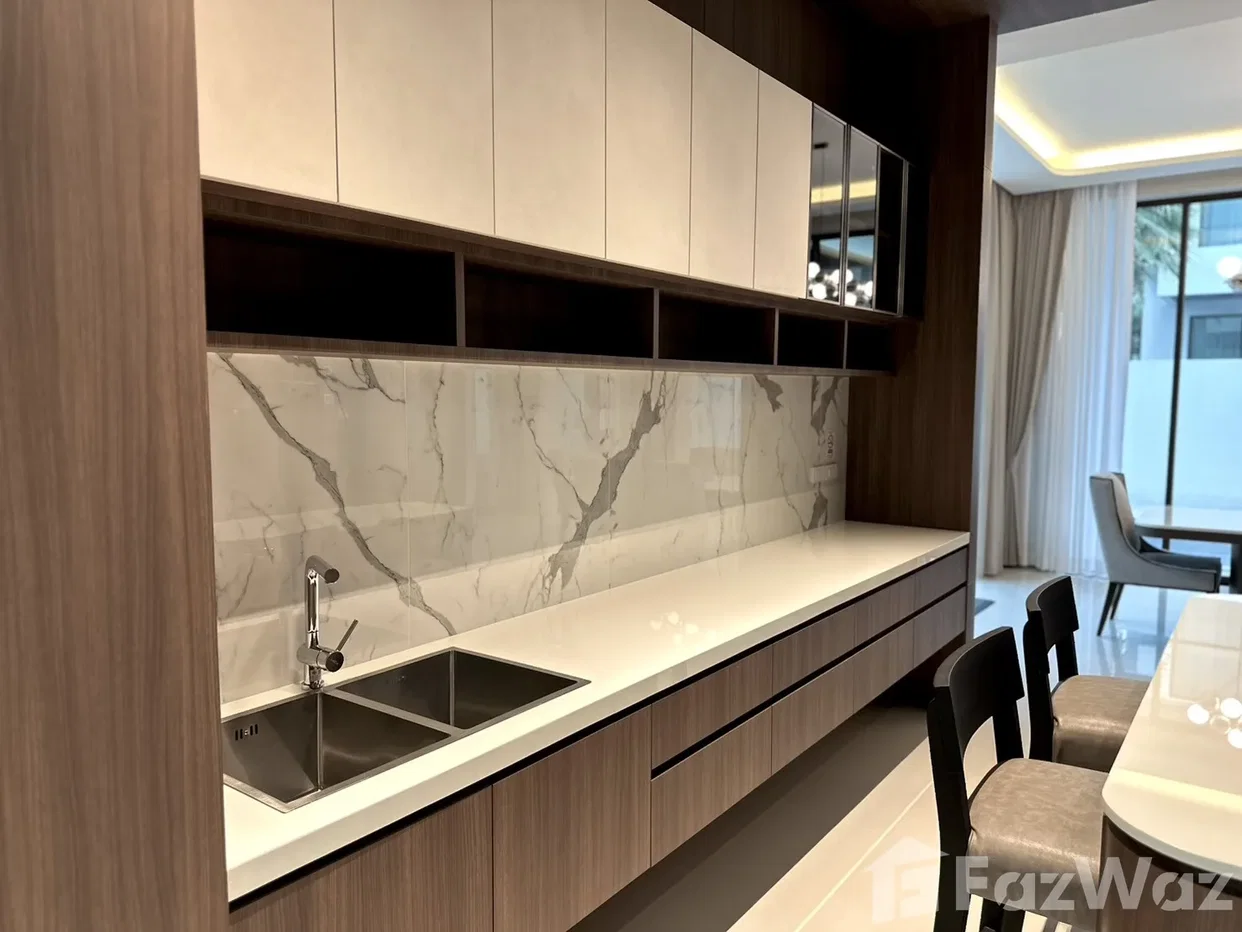 picture Stunning 3 Bedroom Modern Private Pool Villa 6420299 - 25/98