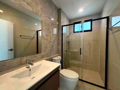 Houses for sale Bangkok : LTHC15645 - Luxury Townhome for Sale Rama 3 | Modern 4-Storey Residence | Yannawa | 15.9 MB 