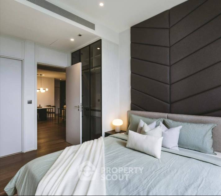 picture 2-BR Condo at Muniq Langsuan near BTS Ratchadamri (ID 2961888) - 1/3