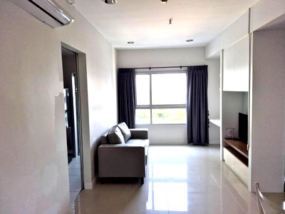 คอนโดให้เช่า : ให้เช่าคอนโด Q House สาทร 1 ห้องนอน 47 ตรม. ชั้น 8 วิวสวย เฟอร์ครบ ติด BTS กรุงธนบุรี