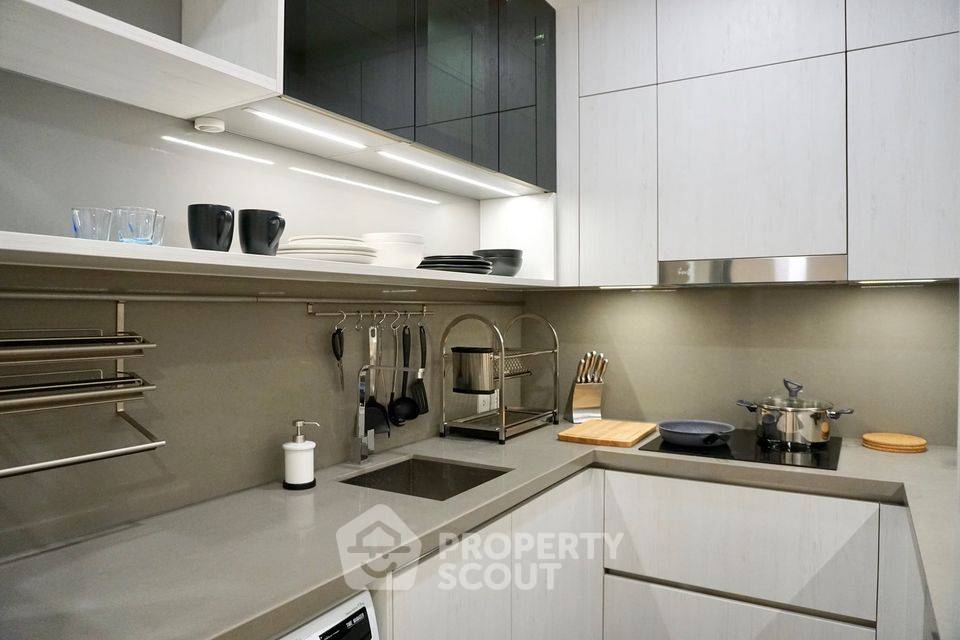 รูป คอนโด 3-ห้องนอน ที่ มีลเลอร์ สุขุมวิท 40 ใกล้ BTS เอกมัย (ID 390872) - รูปที่ 12/31