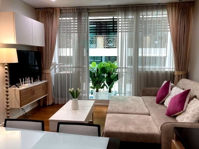 คอนโดให้เช่า : ให้เช่าคอนโด วินด์ สุขุมวิท 23 อาคาร 1 ชั้น 5 1 ห้องนอน ขนาด 52.00 ตรม ใกล้ ห้างสรรพสินค้าเทอร์มินอล 21