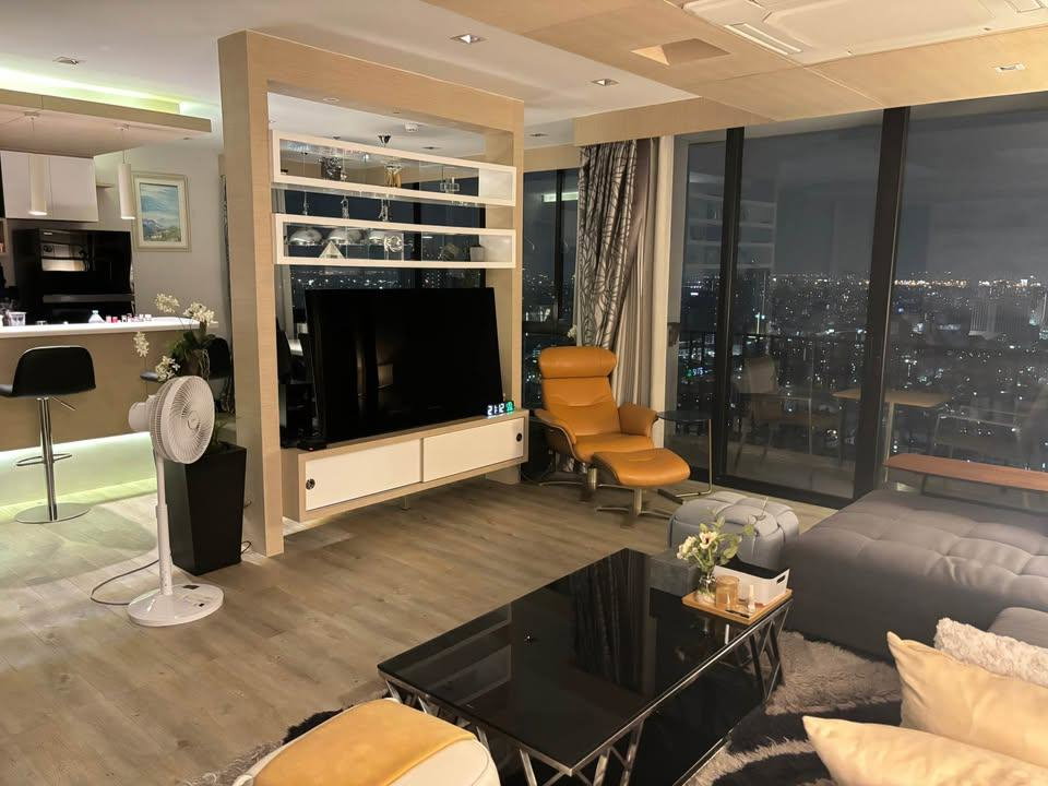 รูป LTH15656 - Luxury Condo for Rent Ladprao | High Floor Spacious Residence | Near BTS Ha Yaek Lat Phrao | 65,000 THB - รูปที่ 3/6