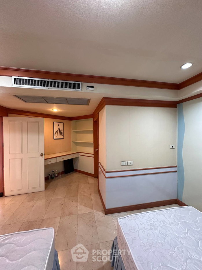 picture 2-BR Condo at Royal Castle Sukhumvit near BTS Phrom Phong (ID 1551490) - 11/19