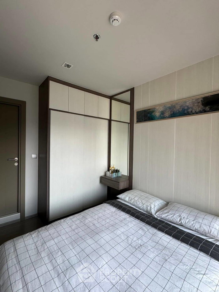 picture 1-BR Condo at Life Asoke - Rama 9 near MRT Phra Ram 9 (ID 1441684) - 8/10