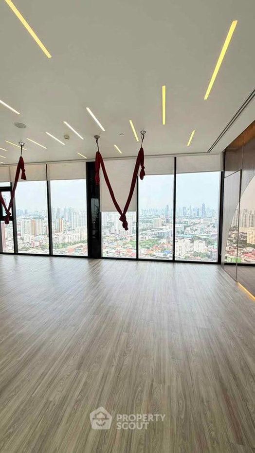 picture 1-BR Condo at SOHO Bangkok Ratchada near MRT Huai Khwang (ID 2961684) - 16/19
