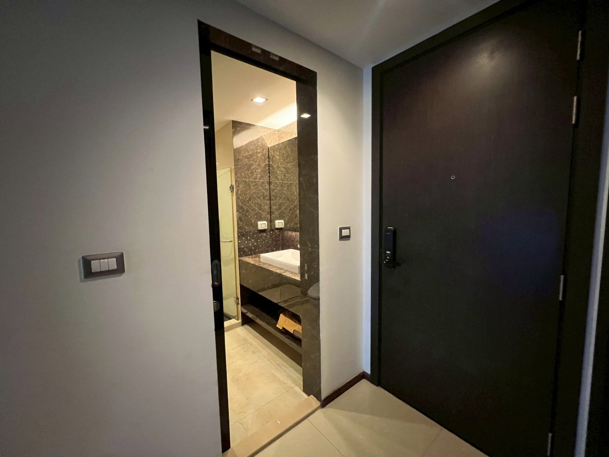 รูป For Rent Condo The Address Sukhumvit 61 1 Bed corner room (S03-2290) - รูปที่ 23/24
