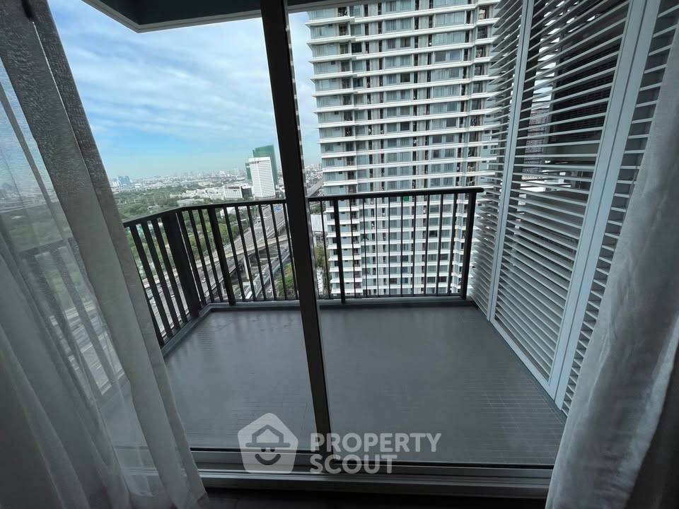 picture 2-BR Condo at The Saint Residences near MRT Phahon Yothin (ID 2961016) - 8/13