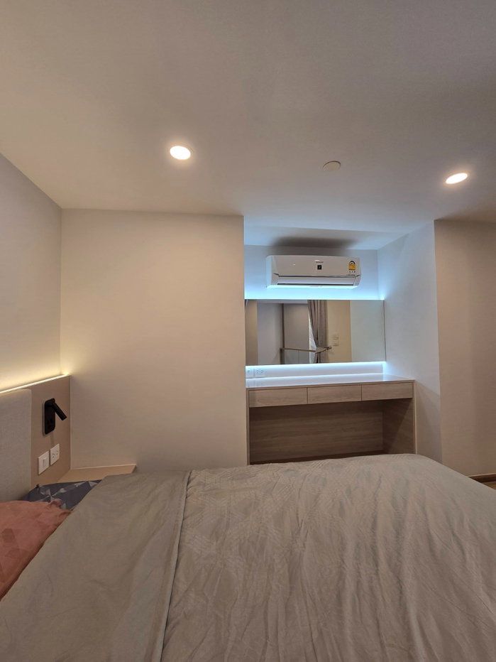 รูป Condo for RENT : ✦ Life Rama 4 Asoke  𝐒𝐢𝐳𝐞 : 41 sqm.  𝐓𝐲𝐩𝐞 : Duplex 1 Bed 1 Bath / Facing North / City view  𝐅𝐥𝐨𝐨𝐫 : 34th - รูปที่ 9/21