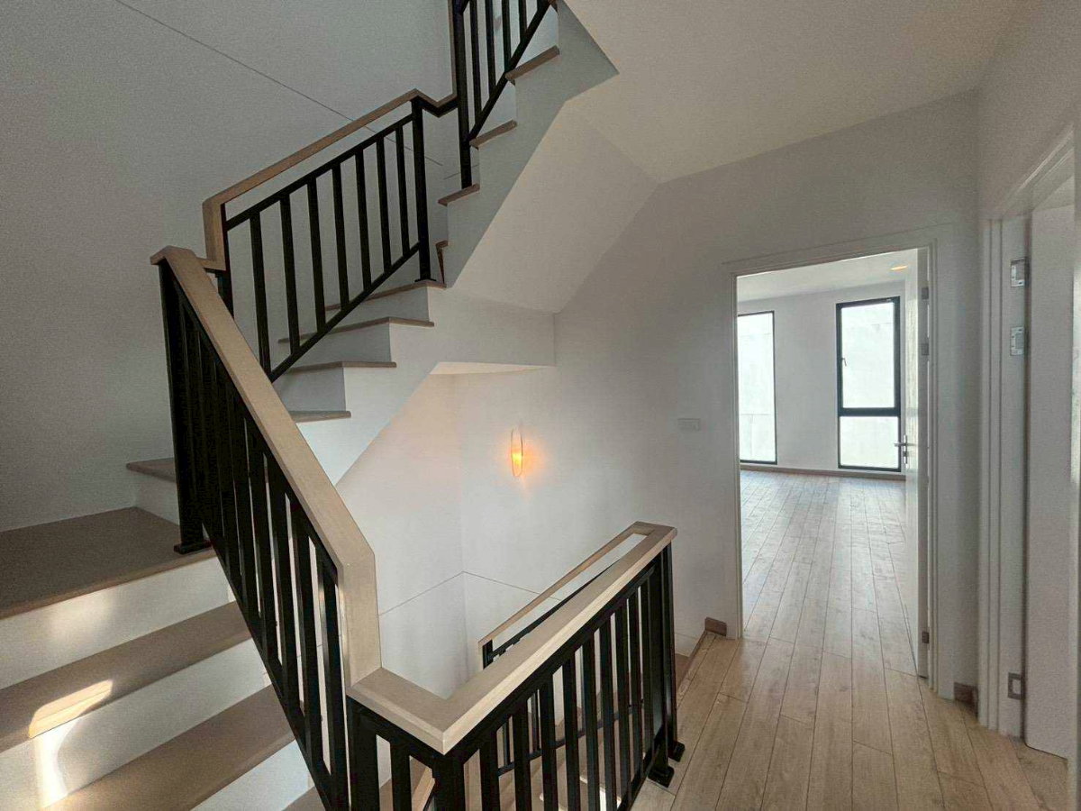 รูป LTHC15645 - Luxury Townhome for Sale Rama 3 | Modern 4-Storey Residence | Yannawa | 15.9 MB  - รูปที่ 8/8