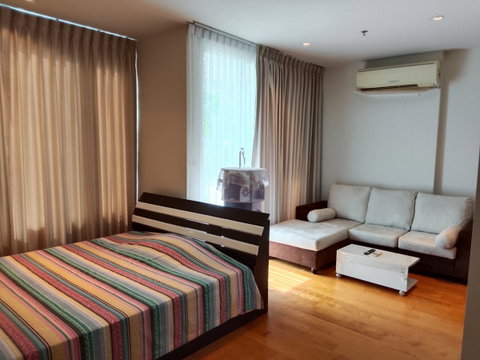 For Rent Villa Ratchatewi 42 Sqm studio  garden view 20,000 THB