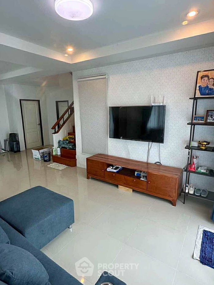 picture 4-BR House in Nong Khwai (ID 2167906) - 3/15