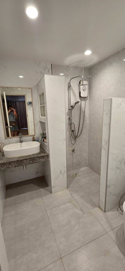 รูป 🏡 ให้เช่าทาวน์โฮม 3 ชั้น หมู่บ้านกลางเมือง 2 เหม่งจ๋าย 3 ห้องนอน 4 ห้องน้ำ พร้อมเฟอร์นิเจอร์ครบ บ้านสวย สภาพใหม่ ปรับปรุงและตกแต่งใหม่ทั้งหลัง - รูปที่ 4/8